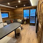 Moderne 3 Pieces Pour 4 Personnes A Avec Wifi - Fr-1-545-28 * Val Thorens
