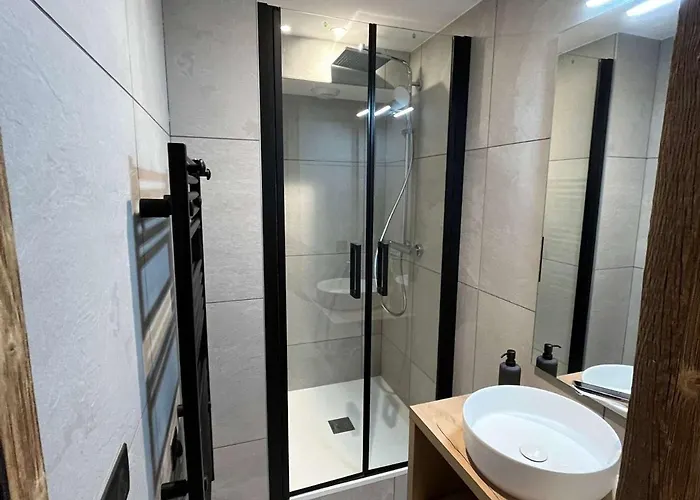 Moderne 3 Pièces Pour 4 Personnes à Avec Wifi - Fr-1-545-28 Apartamento